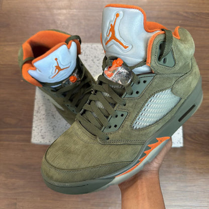 AJ5 OLIVE SZ 9