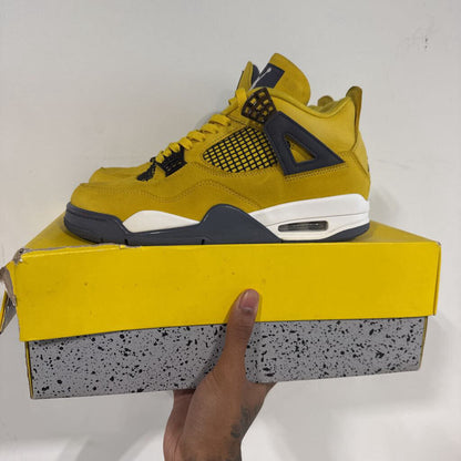 JORDAN 4 LIGHTNING SZ 9