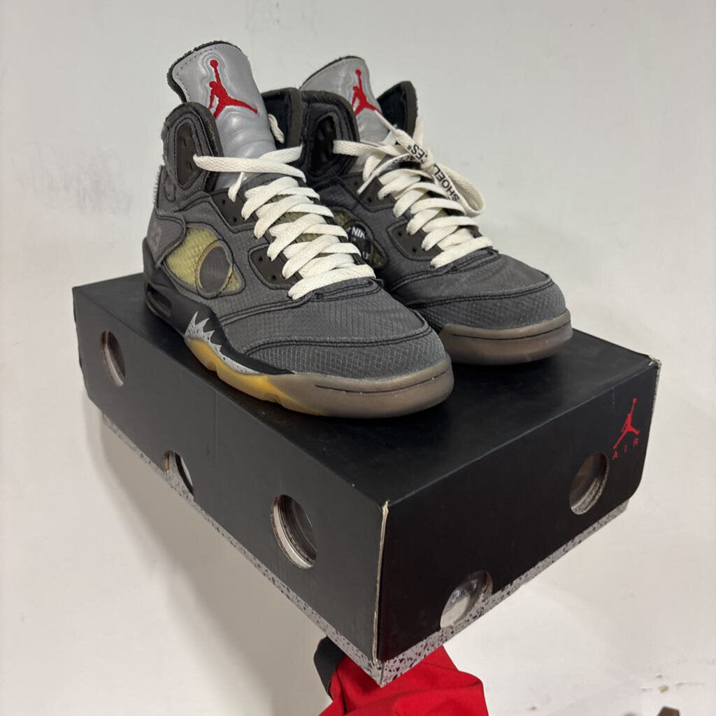 JORDAN 5 OFF WHITES SZ 7
