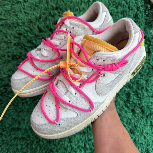 OFF WHITE DUNKS LOT 17 SZ 8.5
