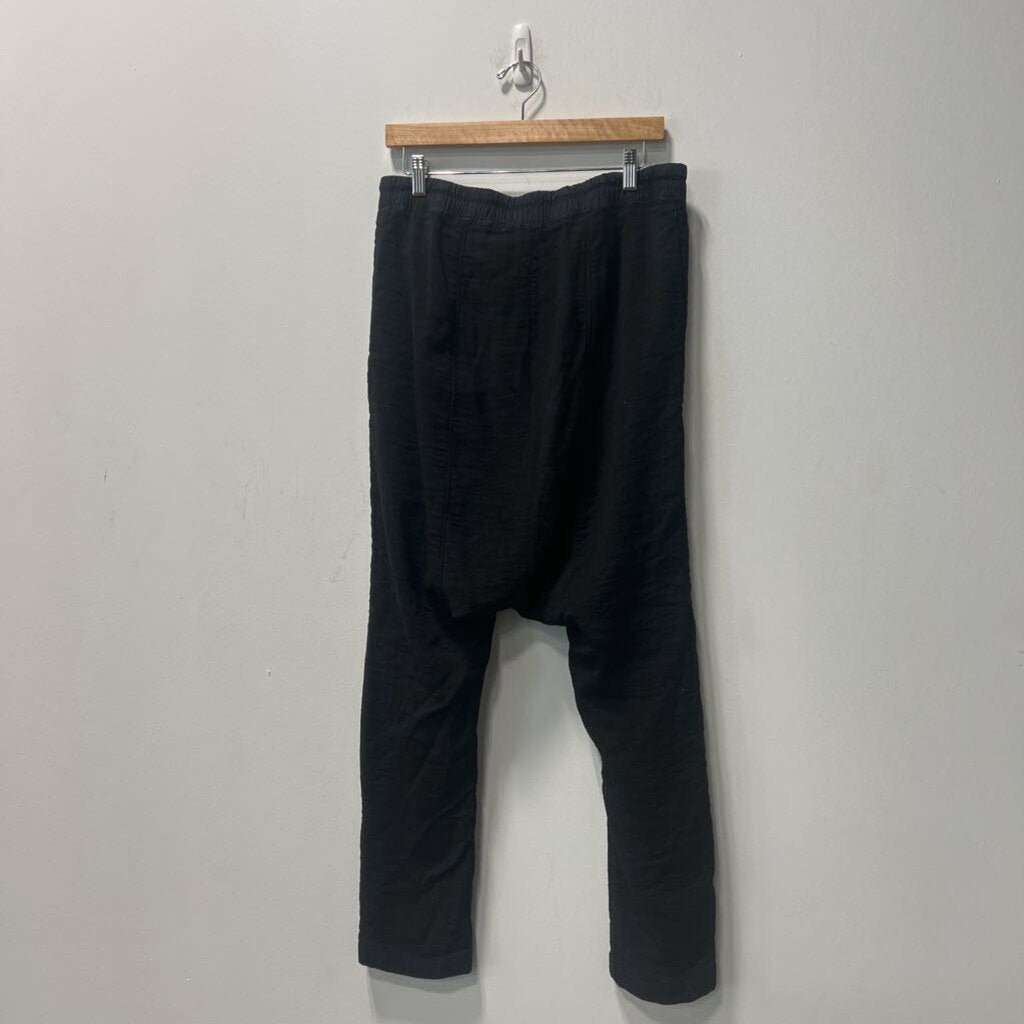 RICK OWEN SHORTS SZ LARGE