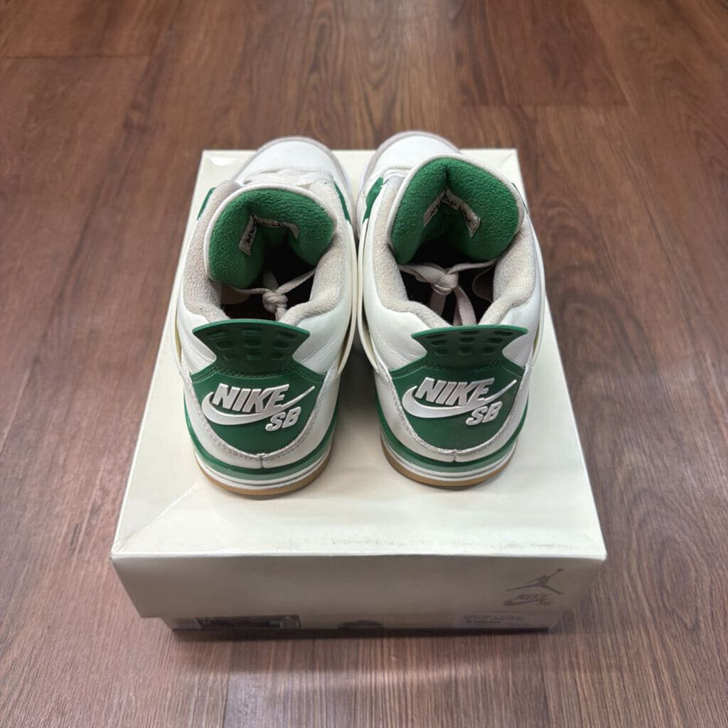 JORDAN 4 X NIKE SB PINE GREEN SZ. 9.5