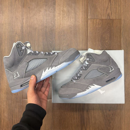 WOLF GREY JORDAN 5 SZ 11.5 (BOX)