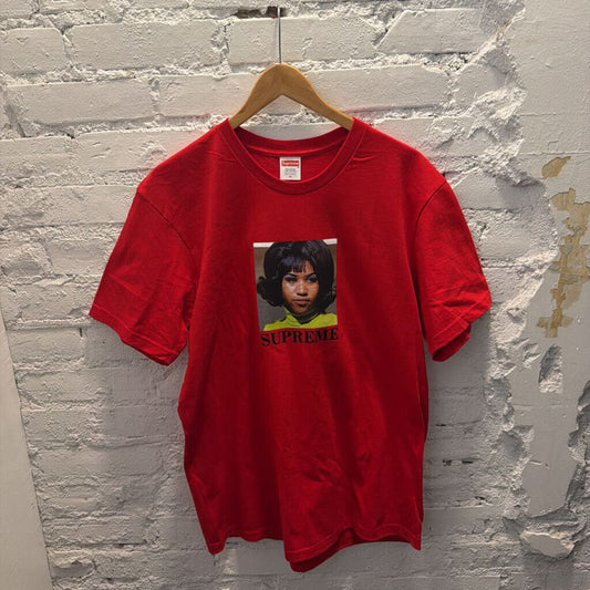 ARETHA FRANKLIN TEE SZ M
