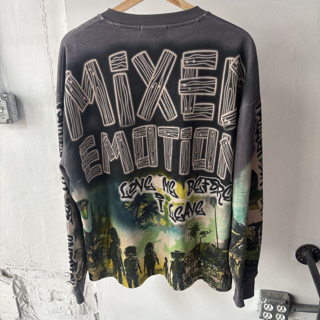 MIXED EMOTION SPACE TEE SZ XL