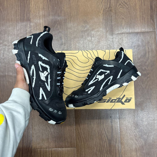 SICKO HIKING SHOE SZ 8