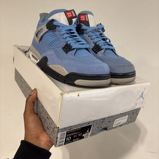UNIVERSITY BLUE JORDAN 4