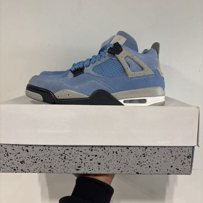 UNIVERSITY BLUE JORDAN 4
