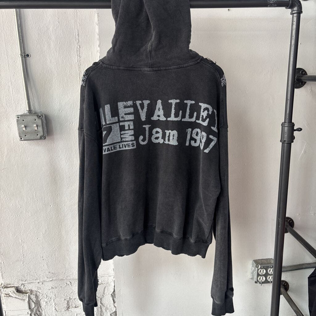 VALE HOODIE SZ M