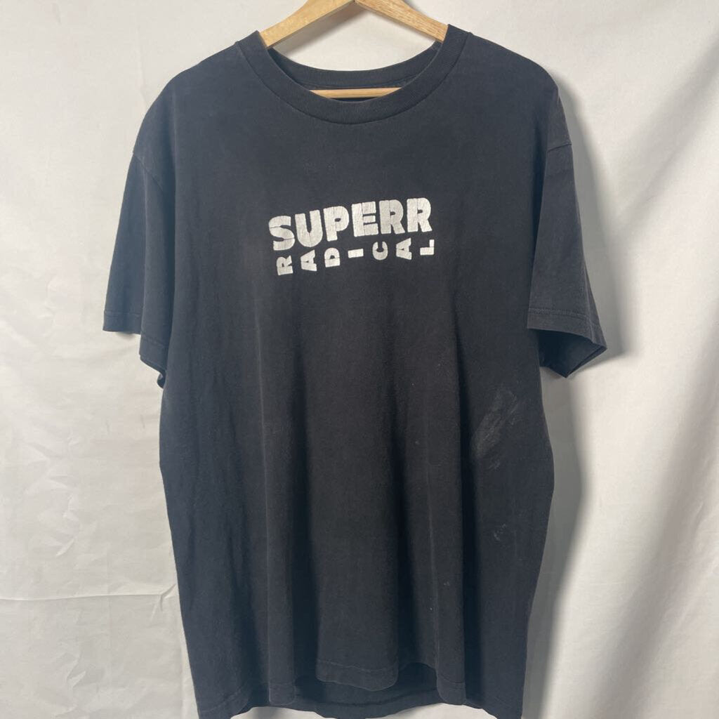 Super Radical Black Tee Sz. L