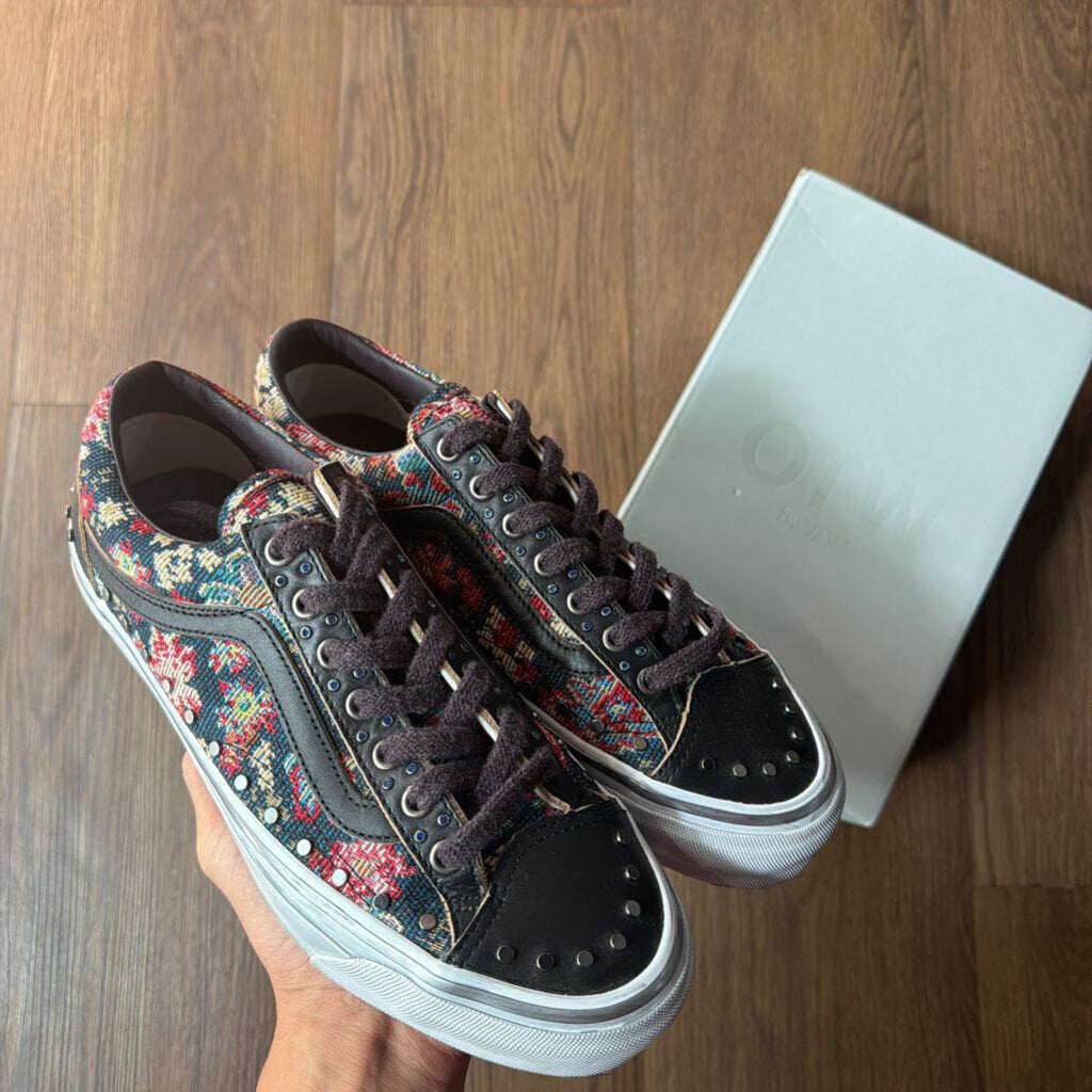 VANS OLD SKOOL 36 "VIBRAM" SZ 9 (BOX)