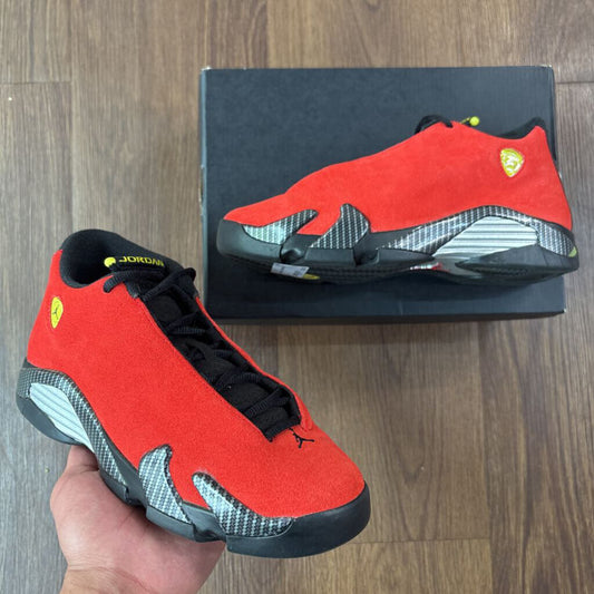 JORDAN 14 FERARRI SZ. 7