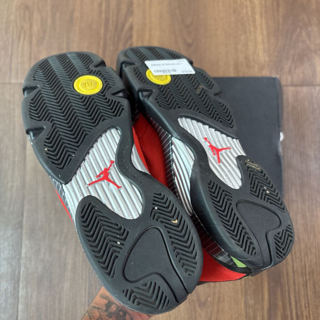 JORDAN 14 FERARRI SZ. 7