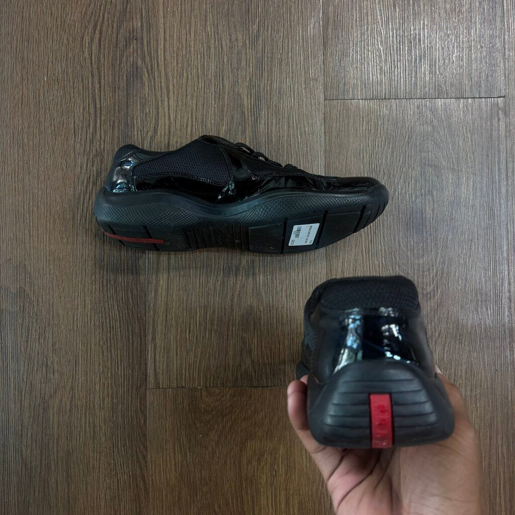 PRADA CUPS SZ.7 ( NO BOX )