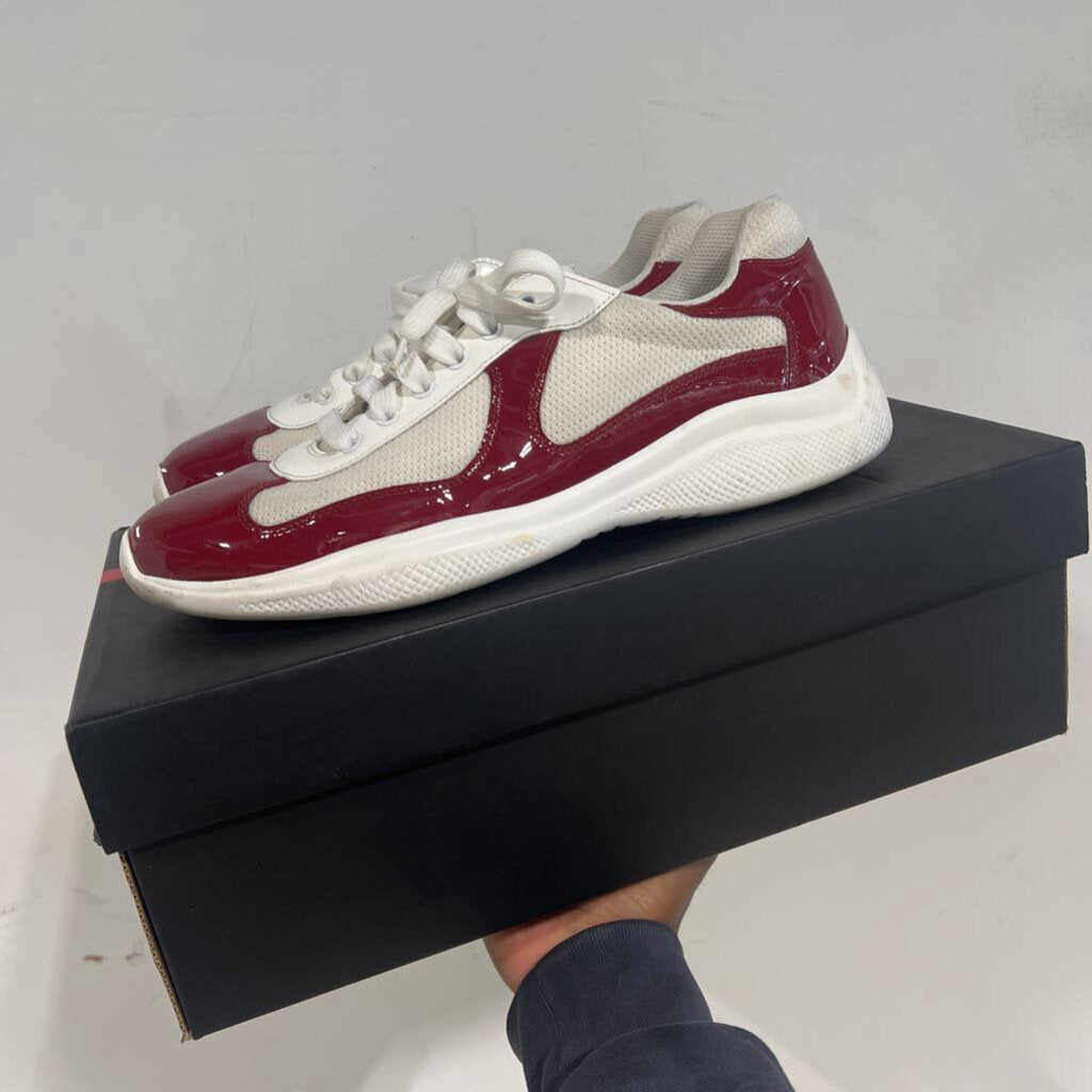 PRADA AMERICAS CUP MAROON 10
