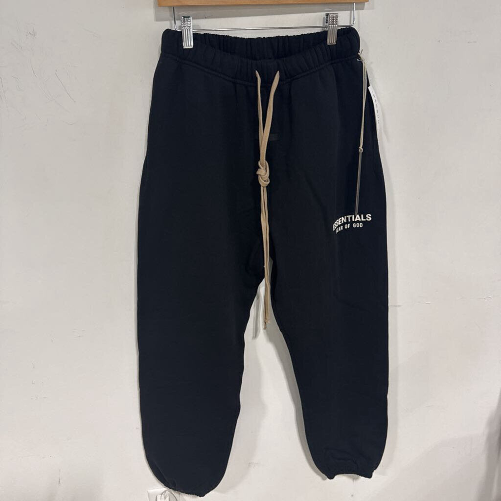 ESSENTIALS SHORTS SZ XS
