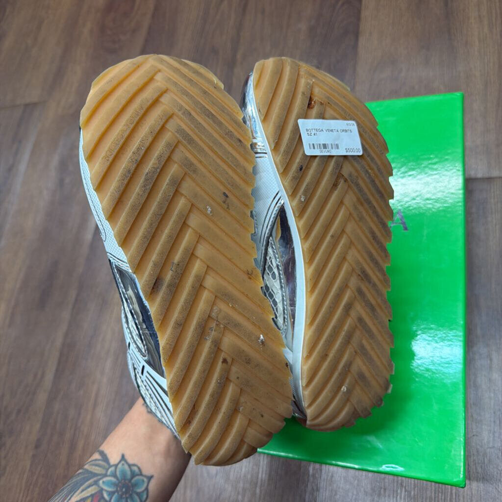 BOTTEGA VENETA ORBITS SZ 41
