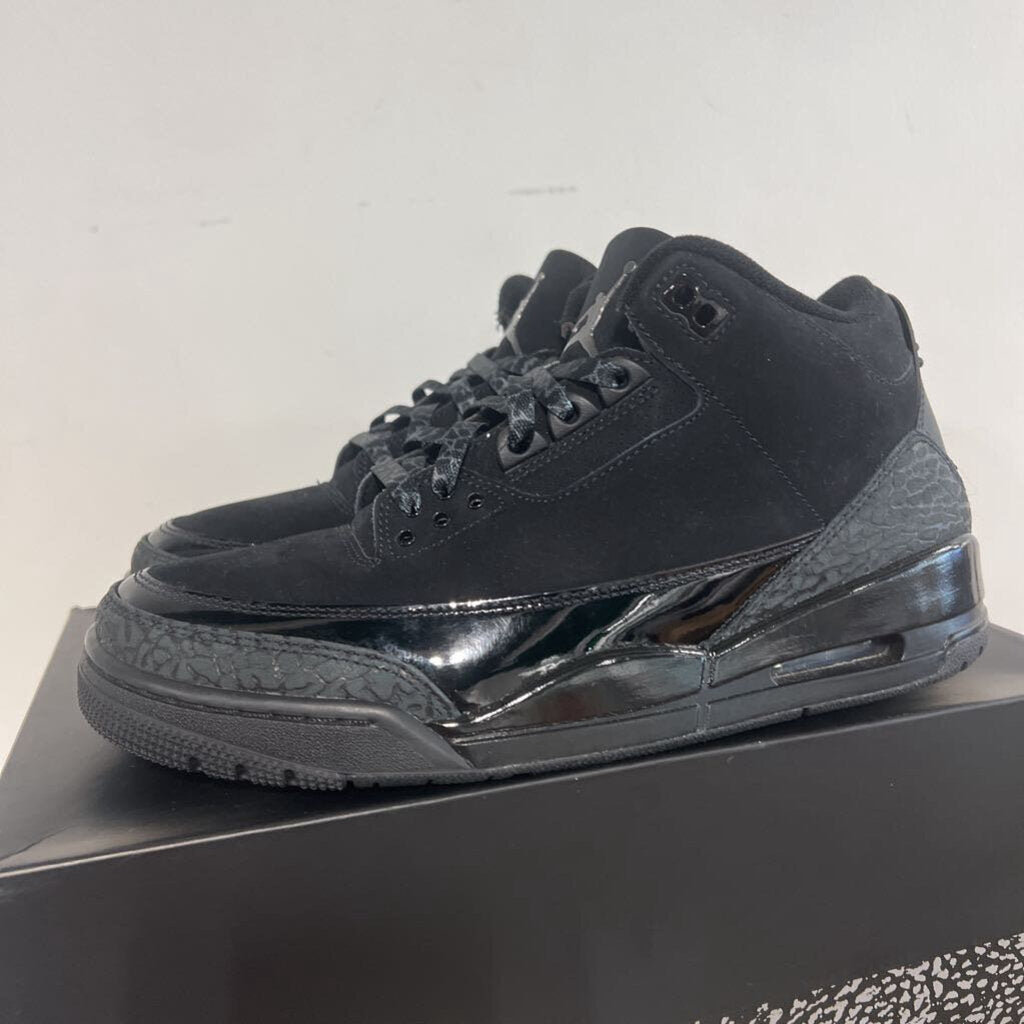 JORDAN 3 BLACK CAT SZ 9.5