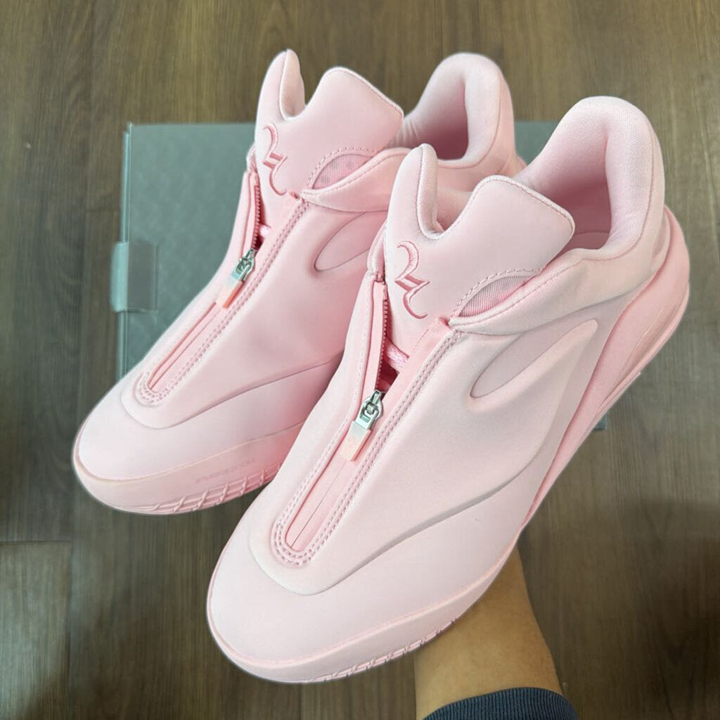 SHAI CONVERSE BLUSH SZ 10.5