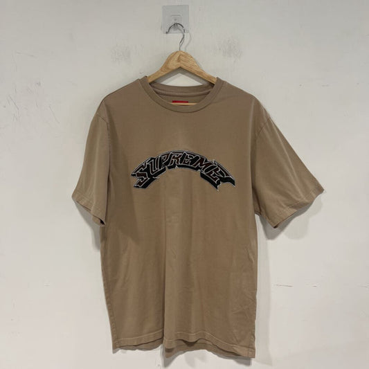 SUPREME TEE SZ MEDIUM