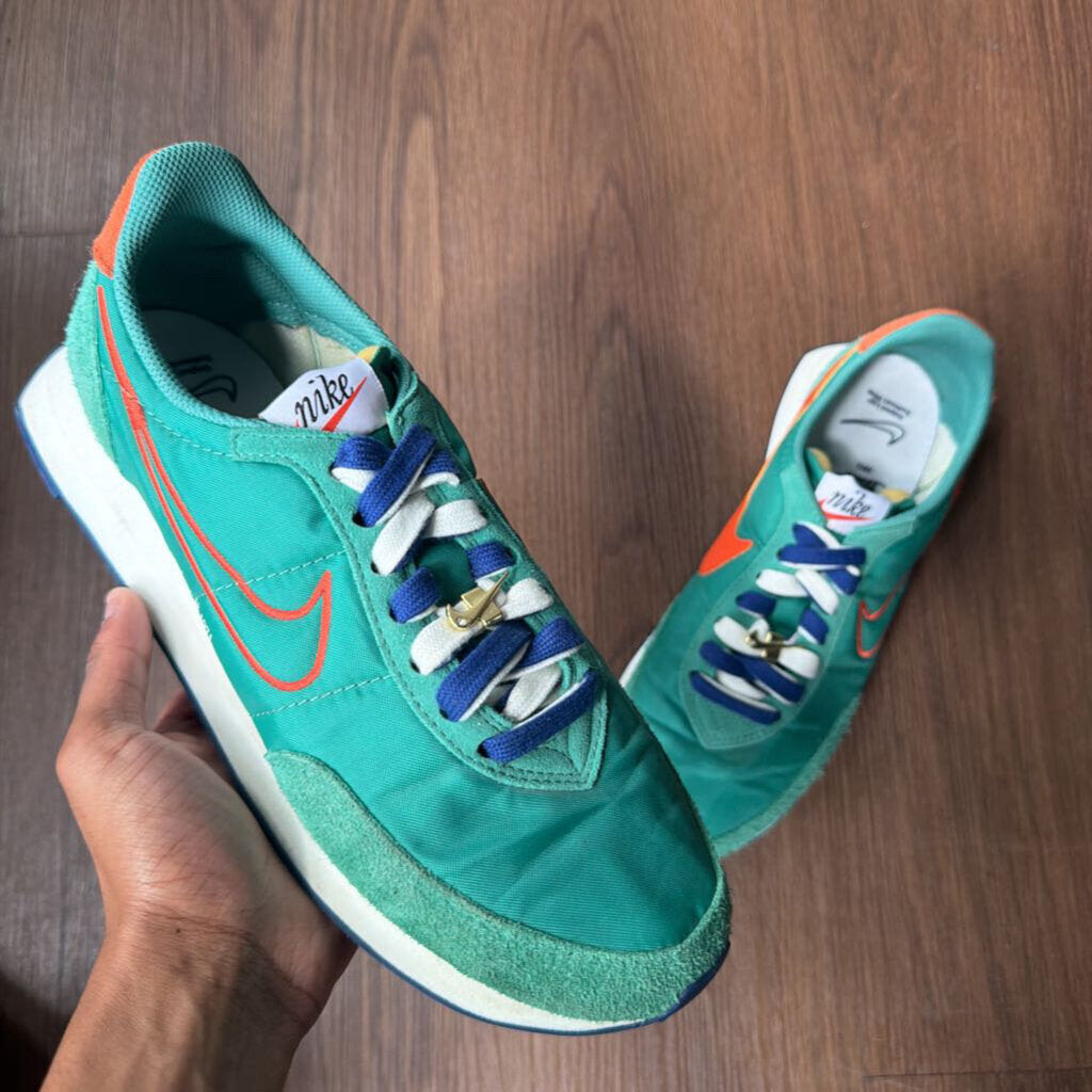 GREEN NIKE SCAI TRAINERS SZ10.5
