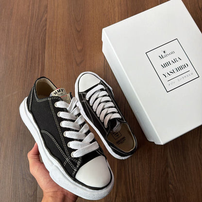 MMY CONVERSE SZ 42 (BOX)