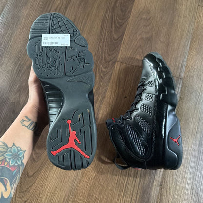 BRED JORDAN 9 SZ 11 (NO BOX)