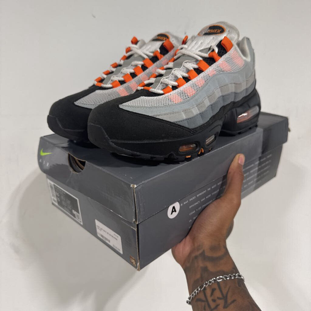 NIKE AIR MAX 95 MANDARIN SZ 8.5