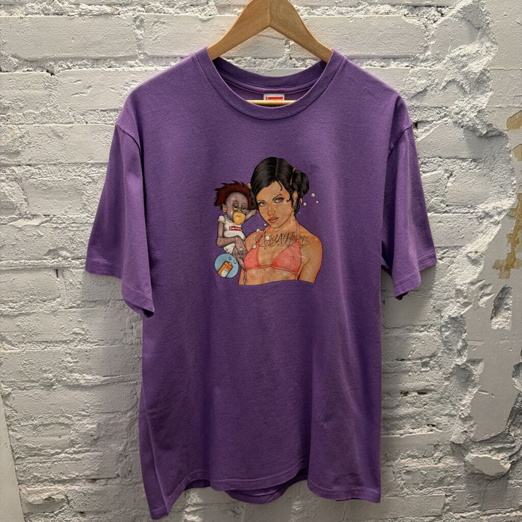 SUPREME " ANGEL AT HEART " TEE SZ.L