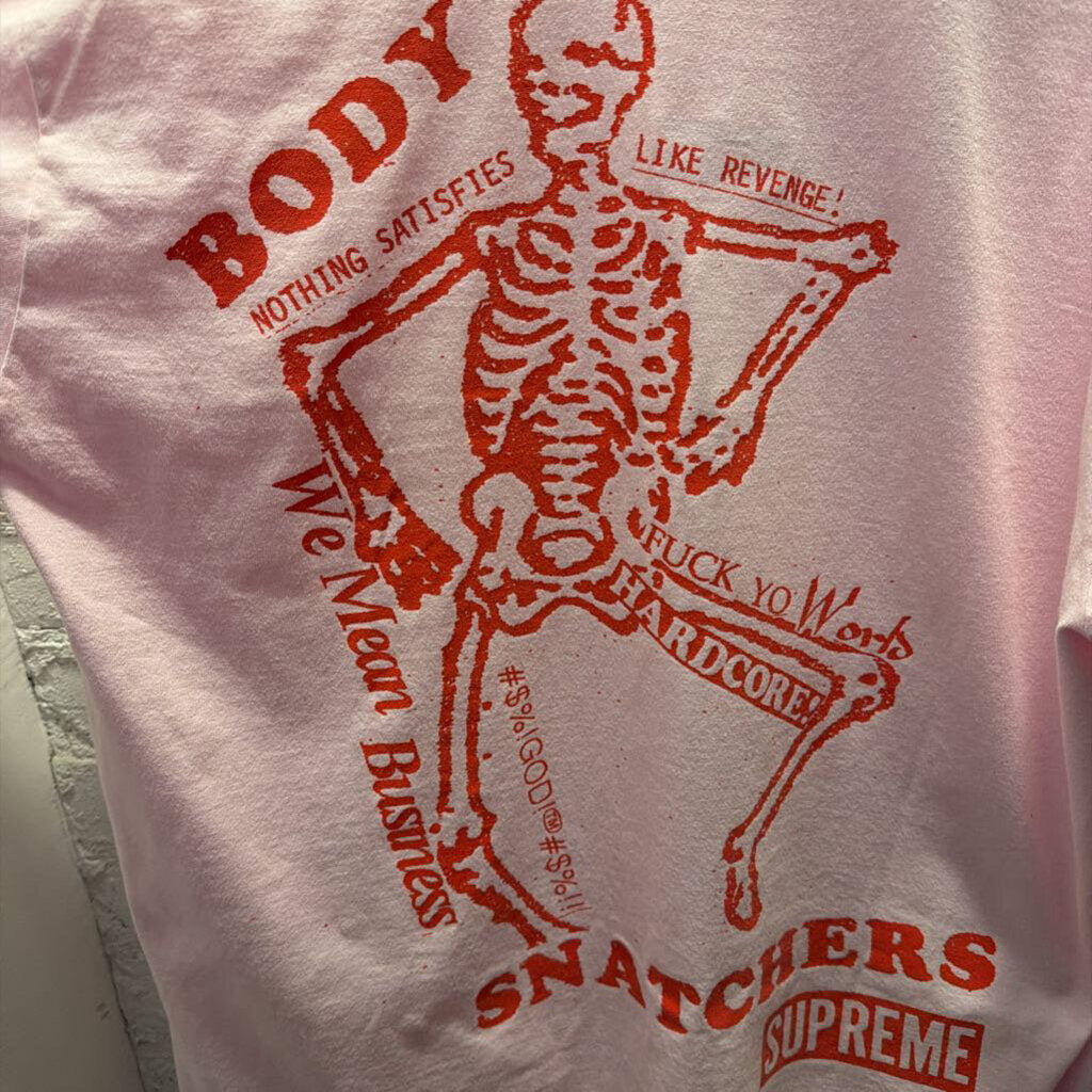 SUPREME SNATCHERS TEE SZ. XL