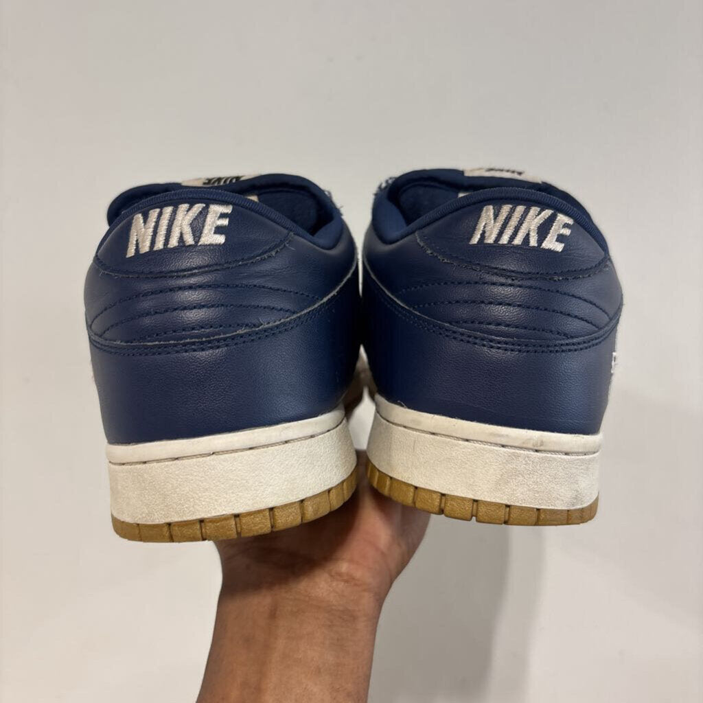 NIKE SB DUNK LOW SUPREME JEWEL SZ 12