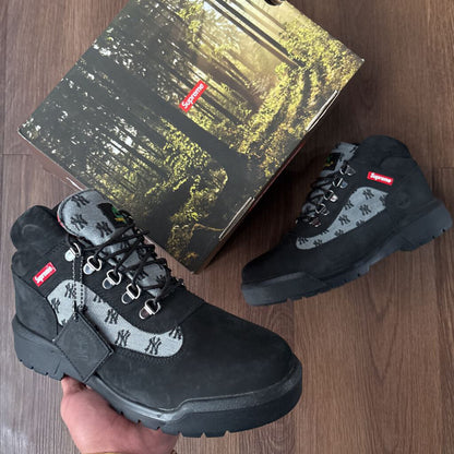 SUPREME x TIMBERLAND x YANKEE FIELD BOOTS SZ 8.5 (BOX)