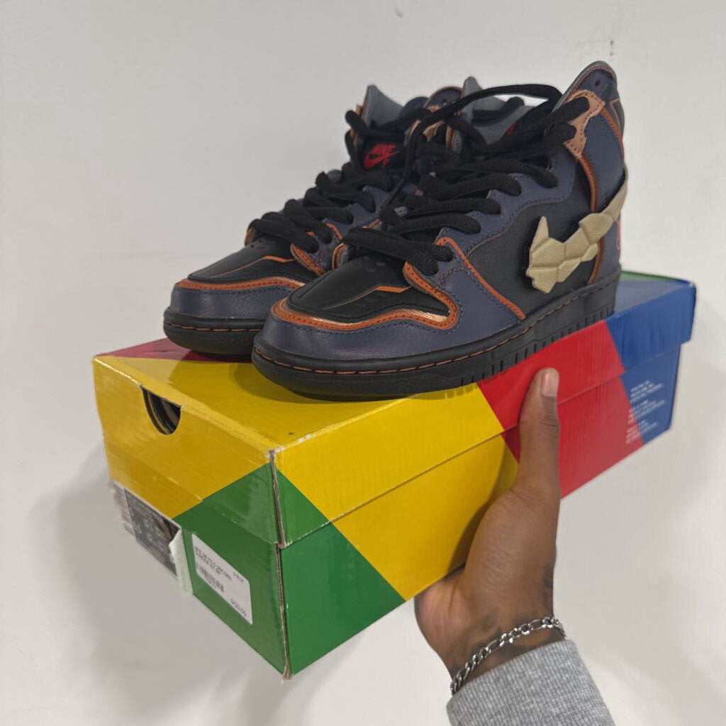 NIKE SB RX-0 UNICORN GUNDAM SZ 5M