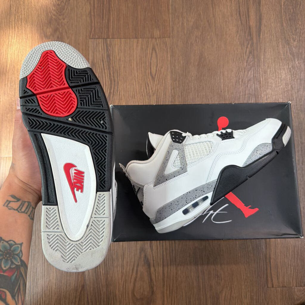 WHITE CEMENT JORDAN 4 SZ 10 (BOX)