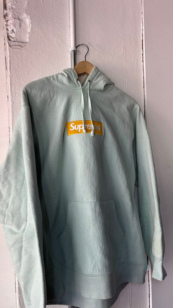 SUPREME BOGO SZ. L