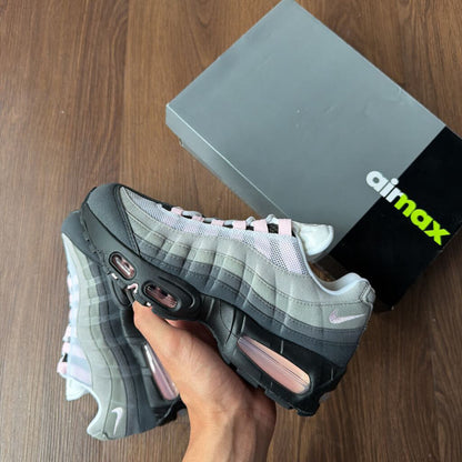 NIKE AIR MAX " PINK " SZ.6M