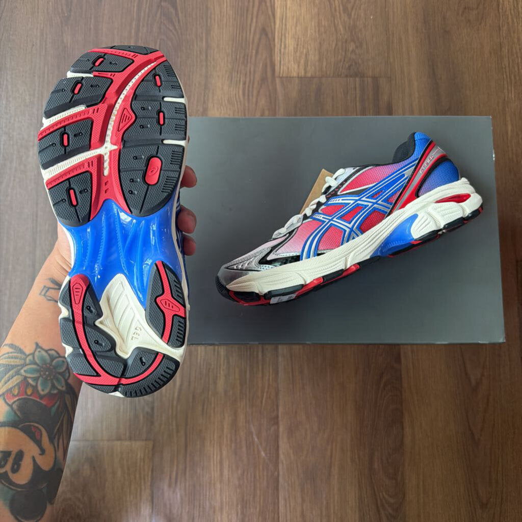 MARVEL KITH SPIDERMAN ASICS SZ. 6