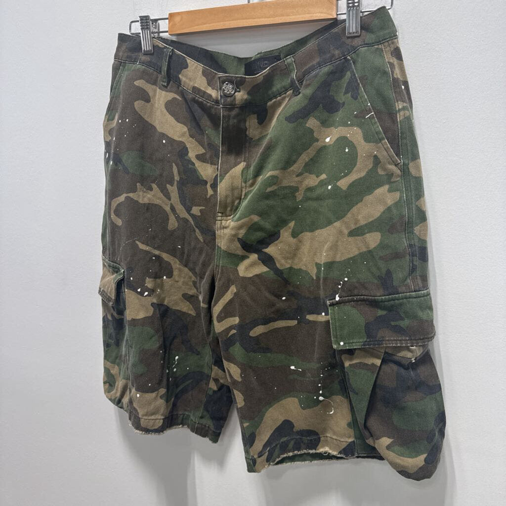 HMDD CAMO SHORTS SZ M