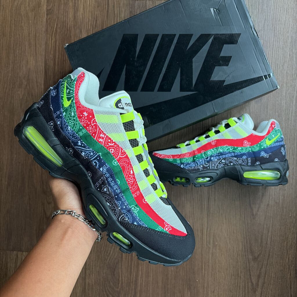 NIKE AIR MAX 95 PAISLEY NEON SZ. 12 (BOX)