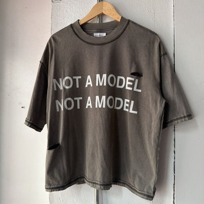 BOTTEGA DESIRES NOT A MODEL TEE SZ MEDIUM