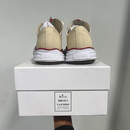 MAISON MIHARA SIZE 44 W/BOX