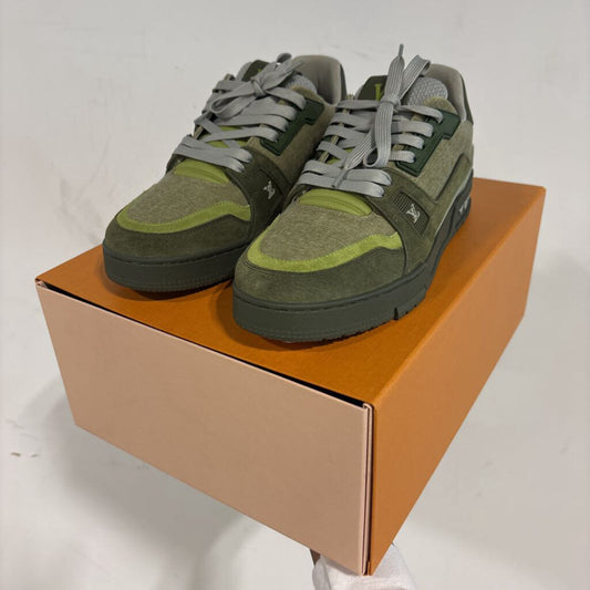 LOUIS VUITTON TRAINER SZ 8US