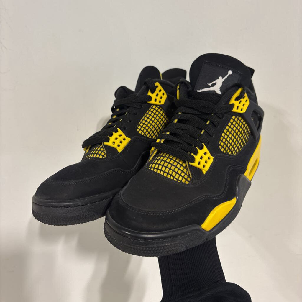 JORDAN 4 THUNDER SZ 9