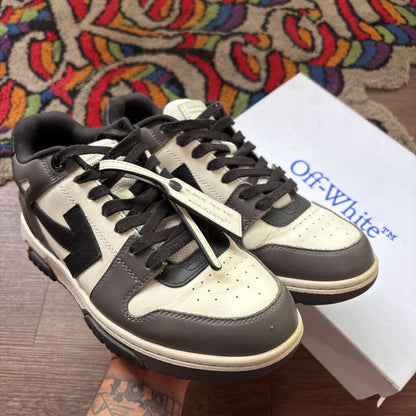 OFF WHITE OUT OF OFFICE SZ 41.5 (BOX)