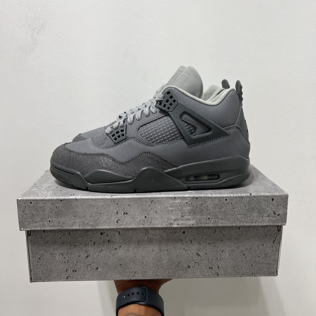 DS JORDAN 4 WET CEMENT SZ 8.5