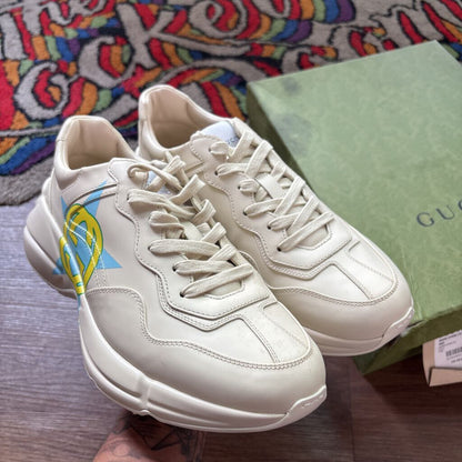 GUCCI "INTERLOCKING G" SNEAKERS SZ 9 (BOX)
