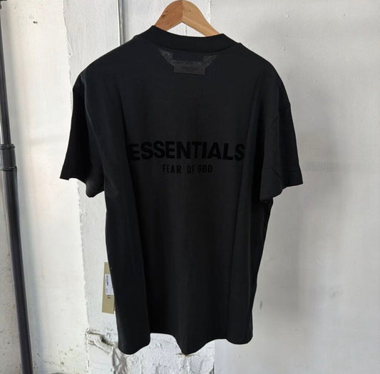 ESSENTIALS TEE SZ L