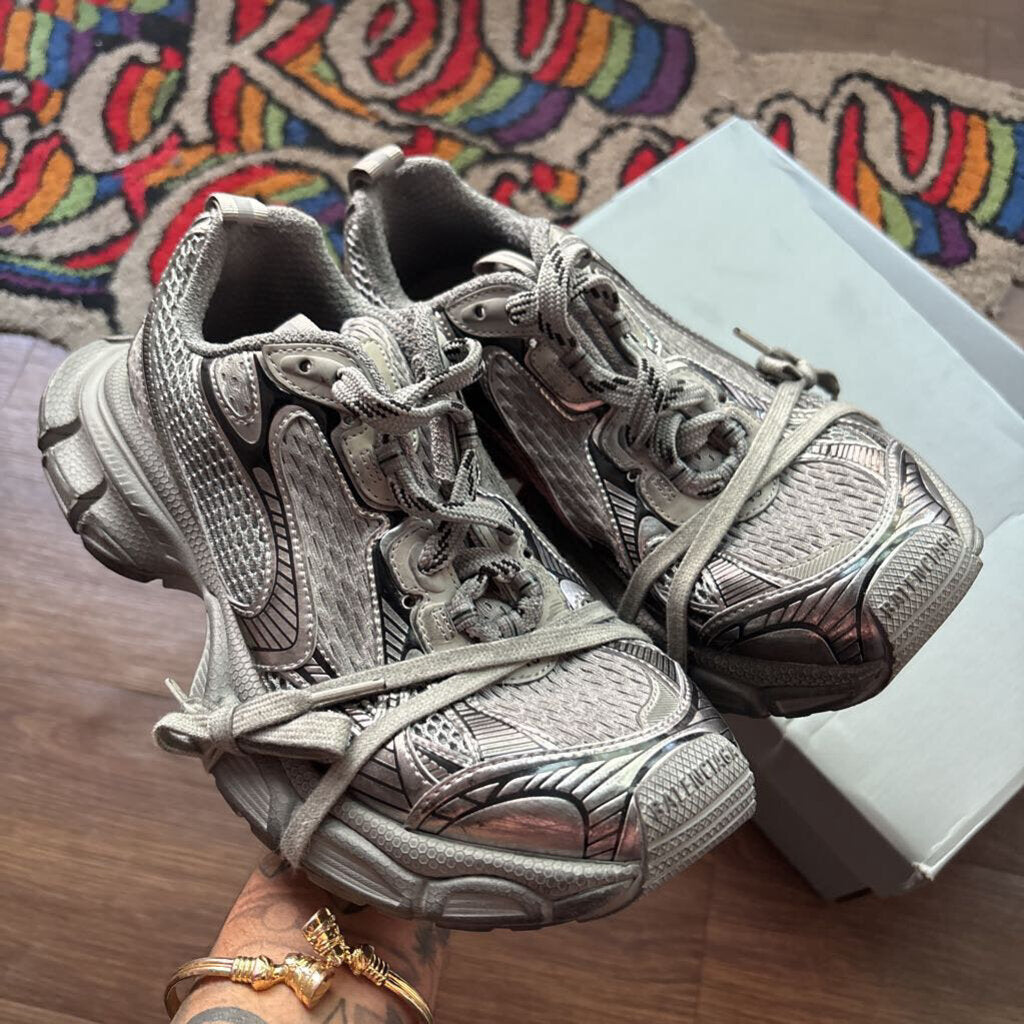 BALENCIAGA 3XL SZ. 40