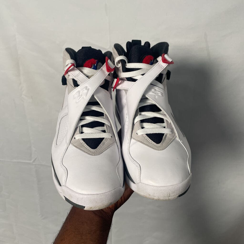 Jordan 8 Bugs Bunny Sz. 11 NB