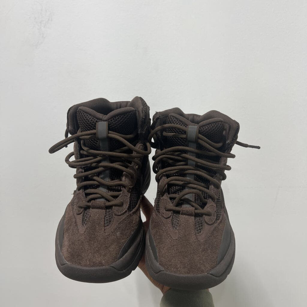 YEEZY DESERT OIL BOOTS SZ 8.5 ''NO BOX''